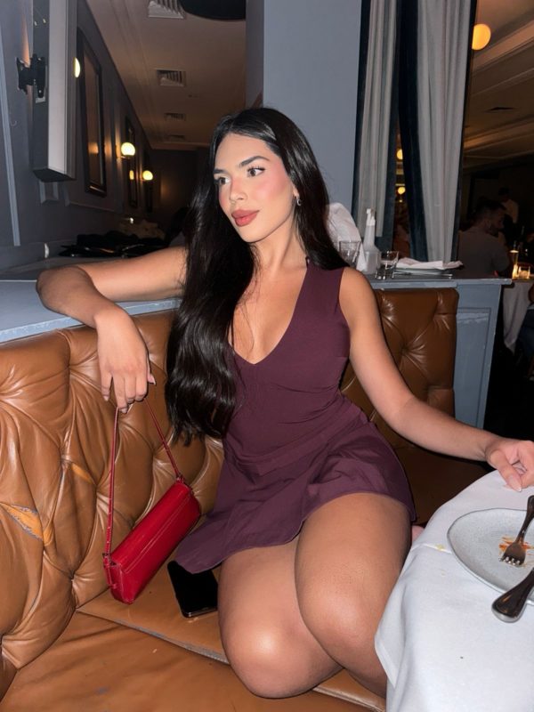 Eva Secrets 44