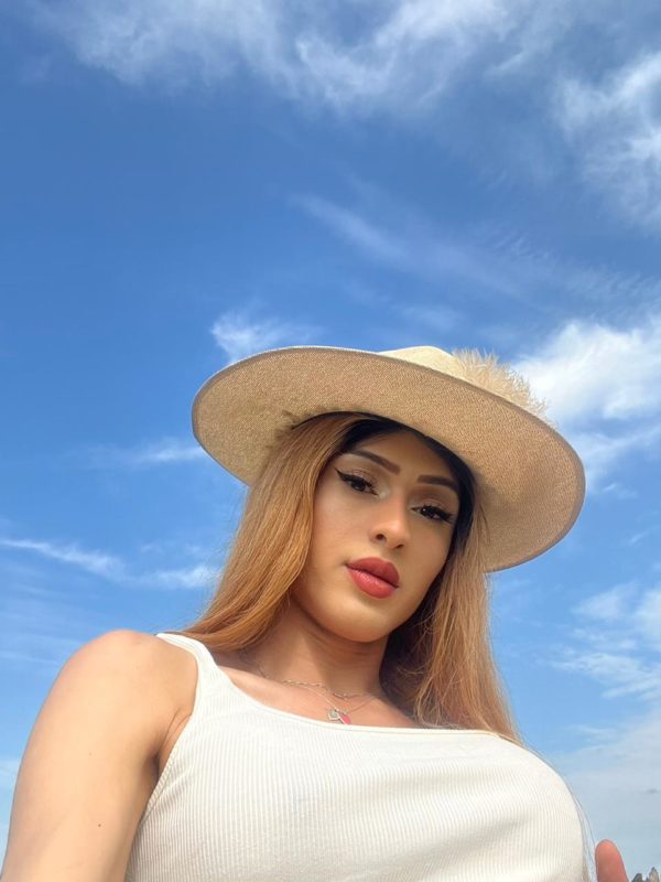 Lola Candy 49