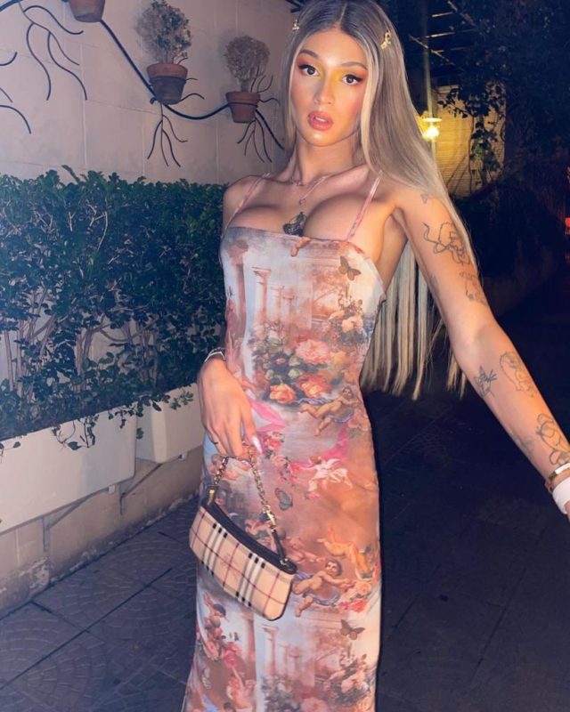 Lola Candy 17