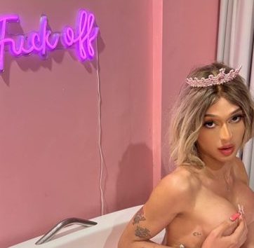 Lola Candy 46