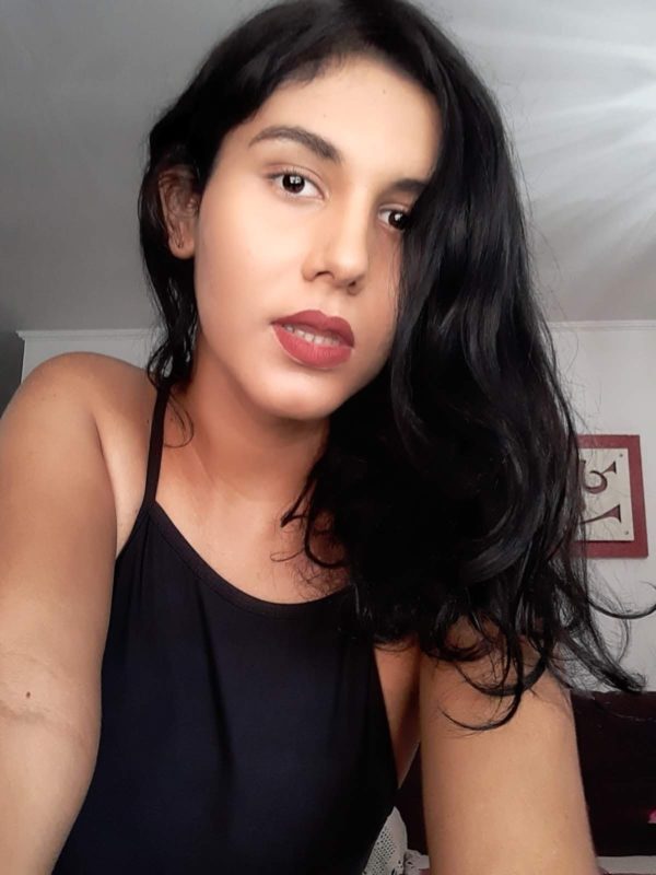 Camila Santos 15