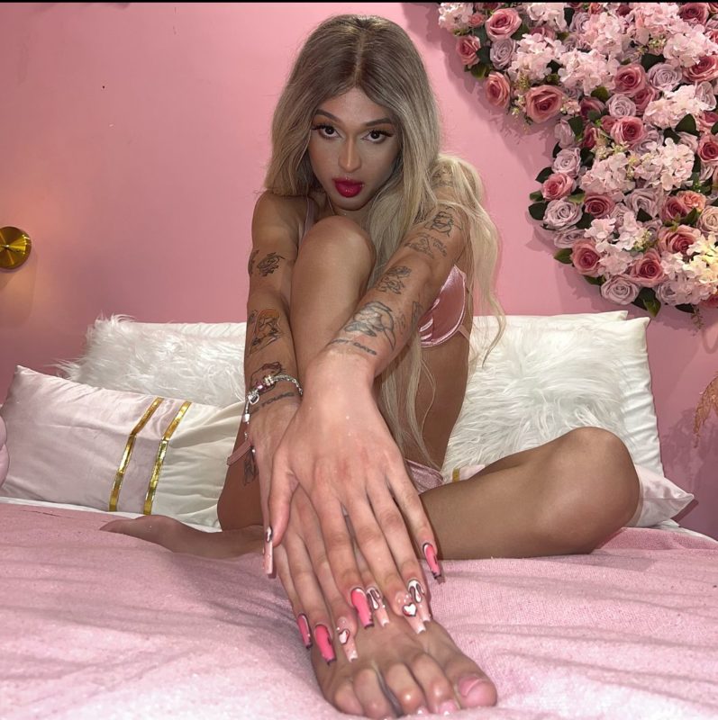 Lola Candy 41
