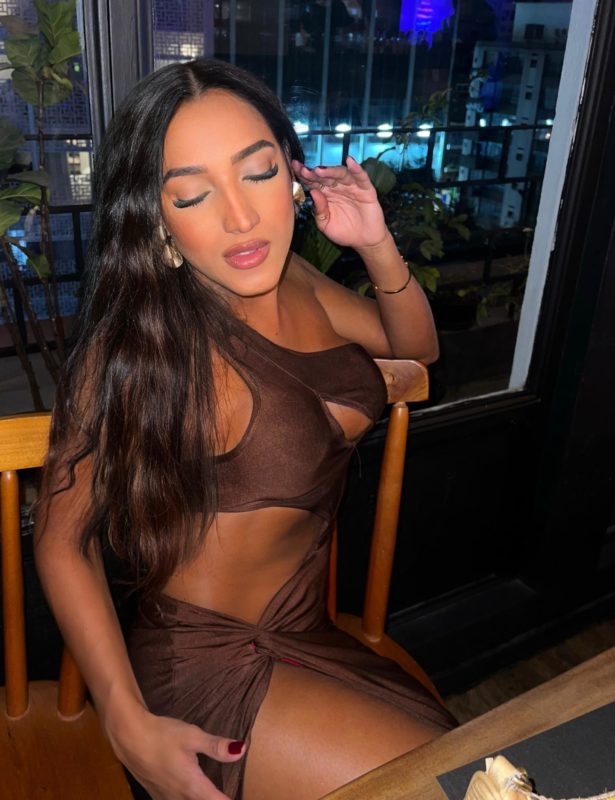 Aysha Almeida 34