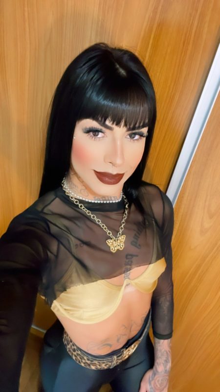 Sabrina Lins 69