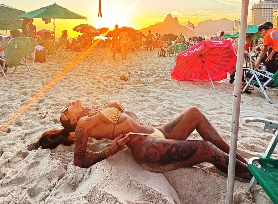 Alessandra Nogueira 24