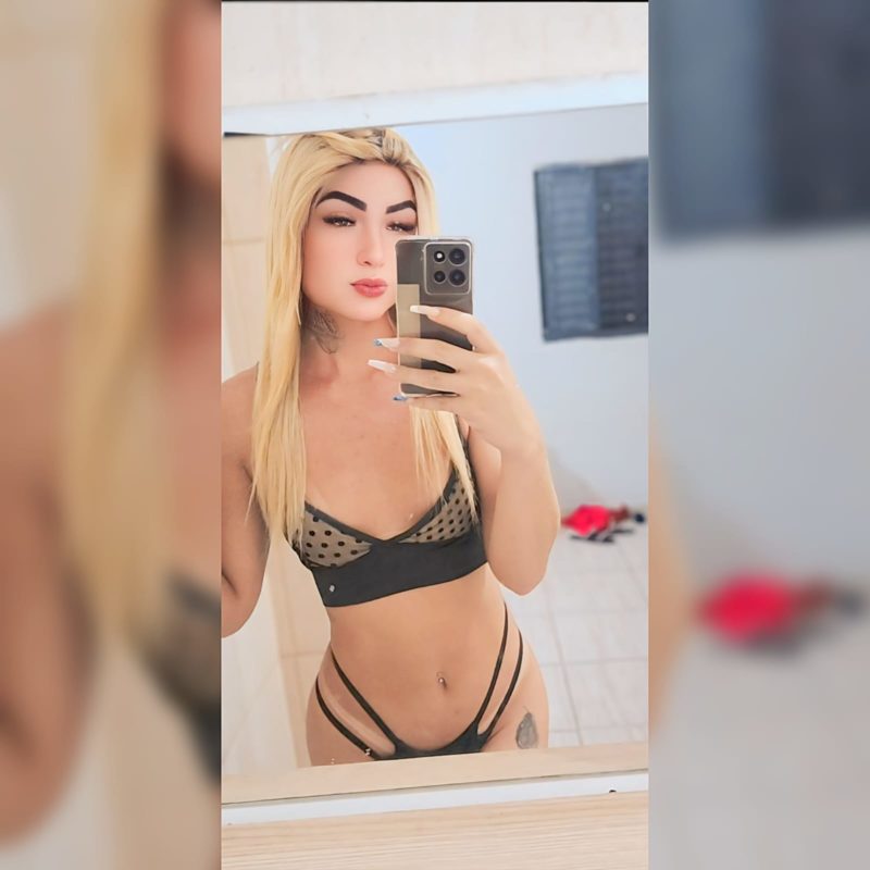 Nataly Dias 4