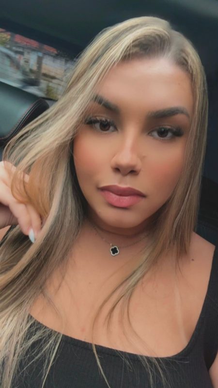 Laura Araujo 6