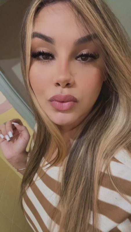 Laura Araujo 3
