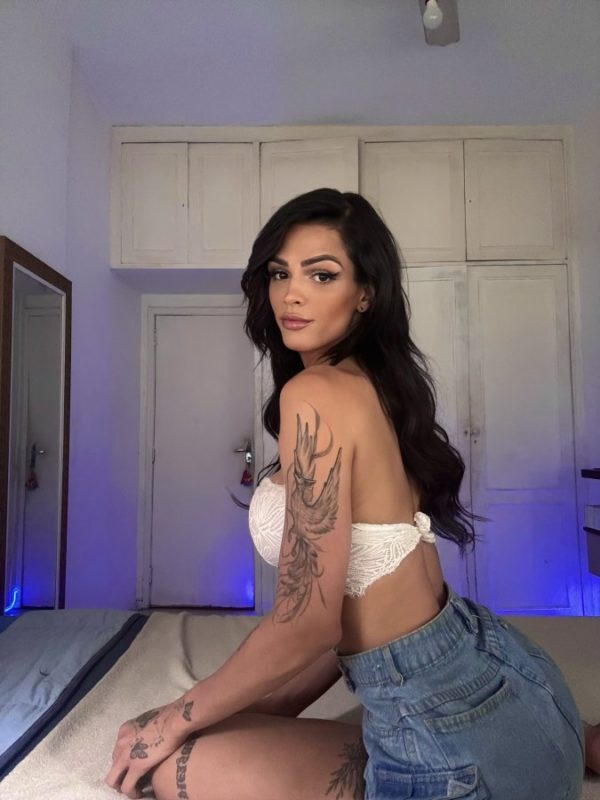 Helena Vasconcellos 10