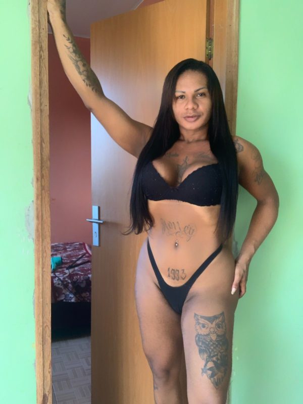 Byanca Trindade 55