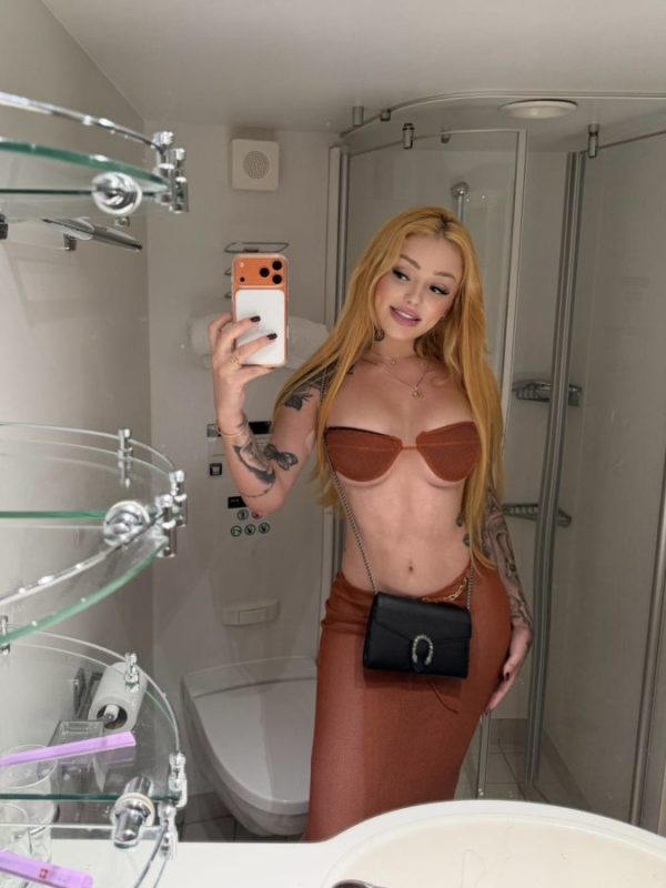 Isabelly Araújo 32