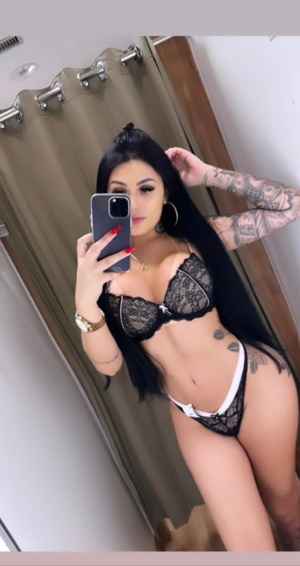Isabelly Araújo 65