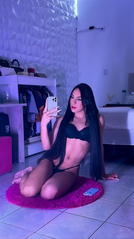 Marina Steele 6