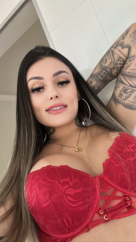 Isabelly Araújo 30