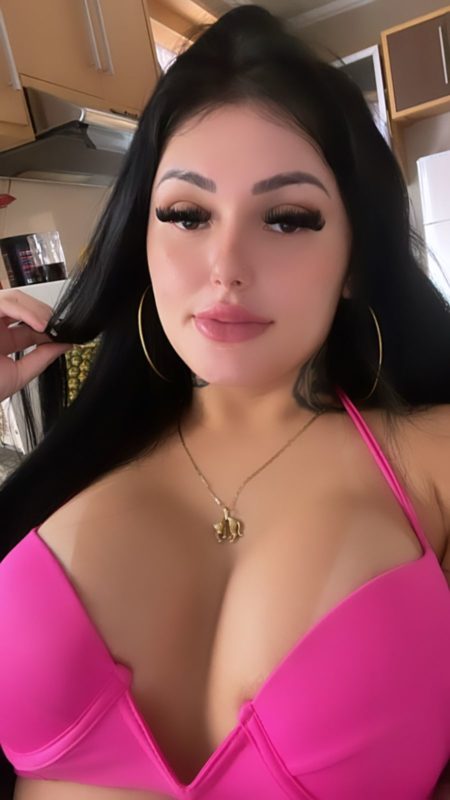 Isabelly Araújo 50