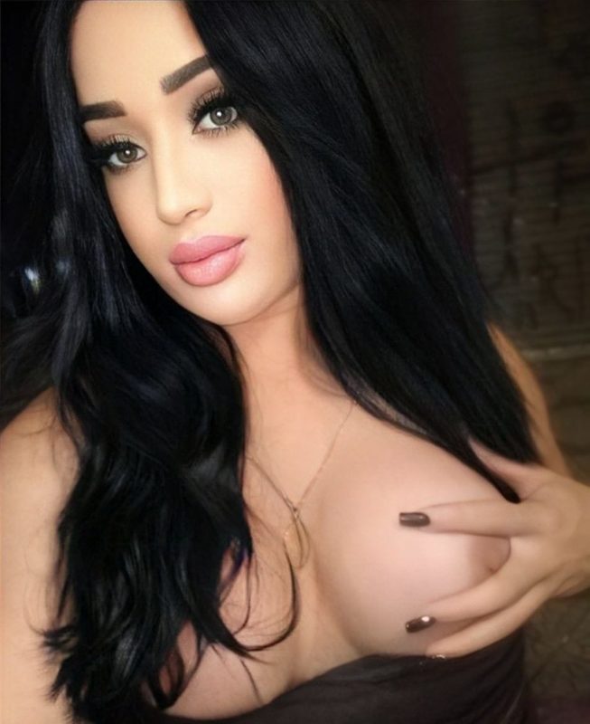 Agatha Bravanelly 12