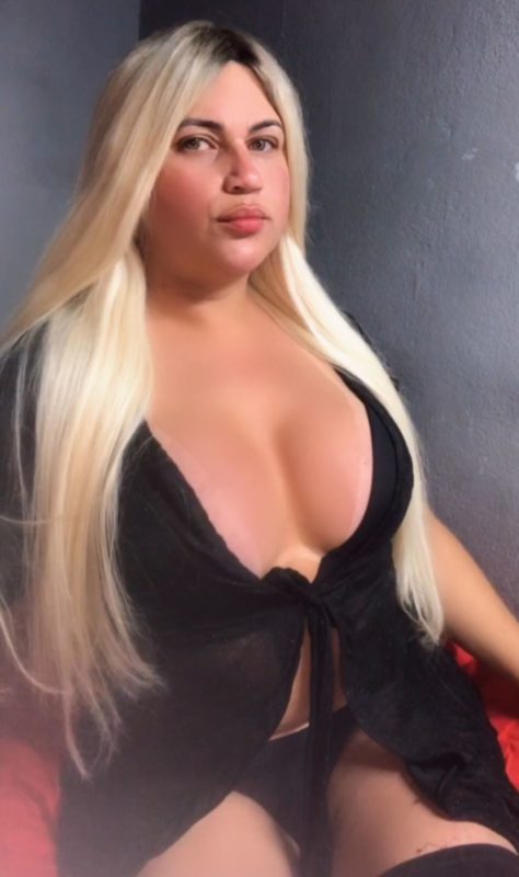 Vitória Fortunatto 4
