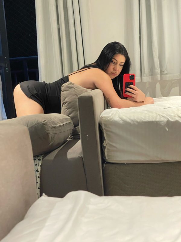 Gabriela Campos 23