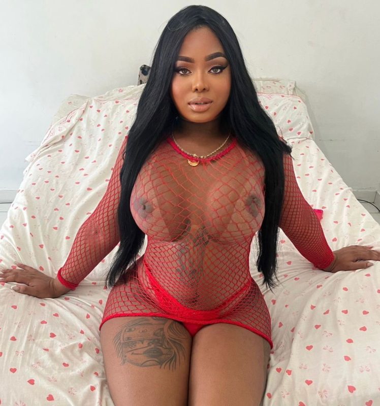 Vanessa Alexia 35