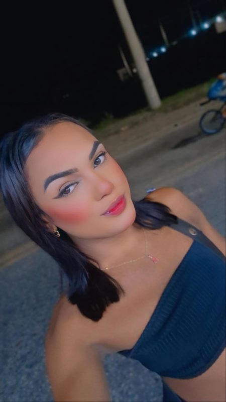 Mirelly Motta 24