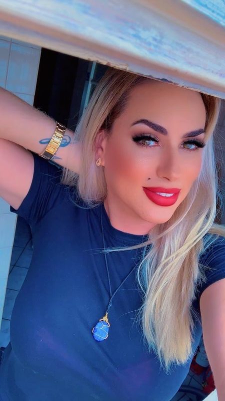 Raylla Hickmann 3
