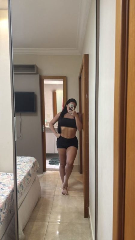 Brenda Paes 2