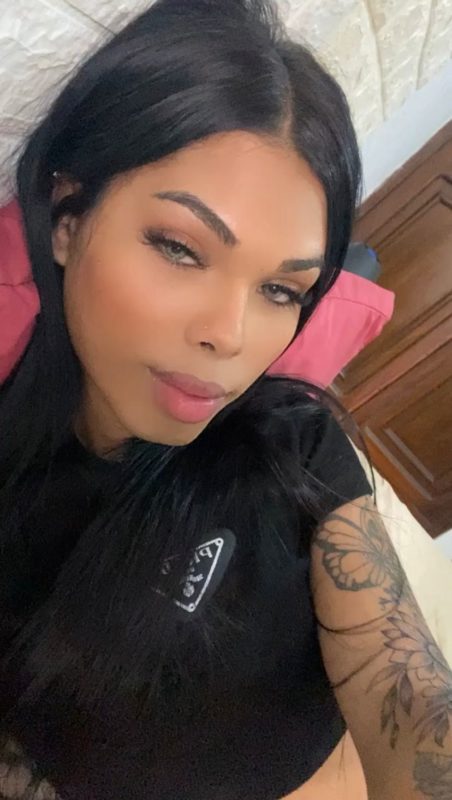 Victoria Costa 30