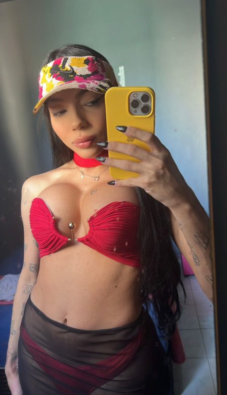 Diana Esteves 23