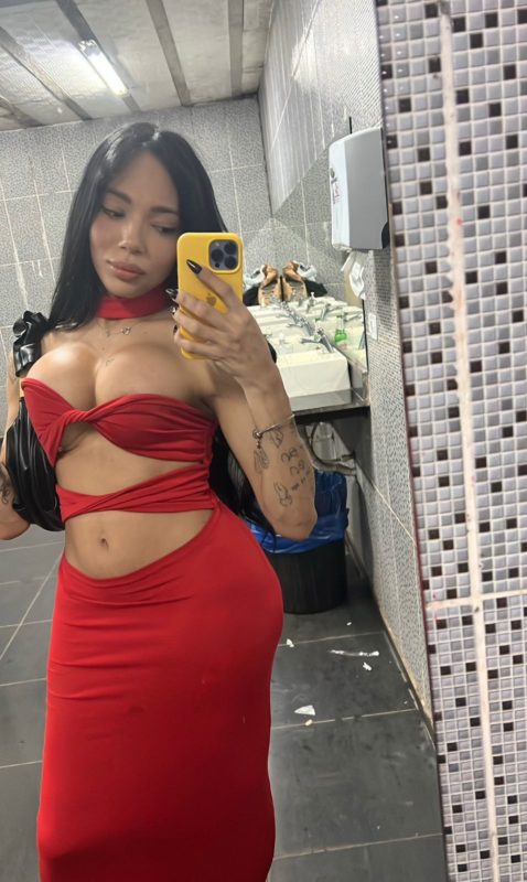 Diana Esteves 29