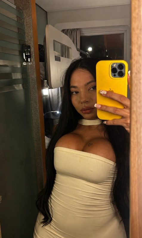 Diana Esteves 41