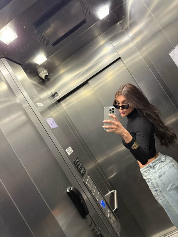 Vitoria Almeida 24