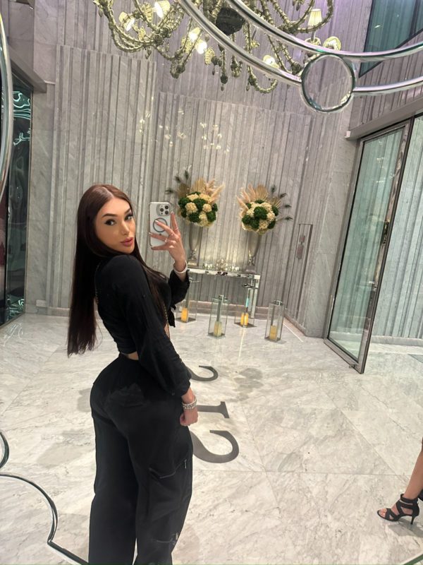 Vitoria Almeida 18
