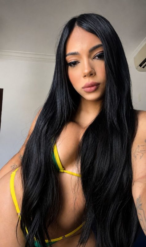 Diana Esteves 34