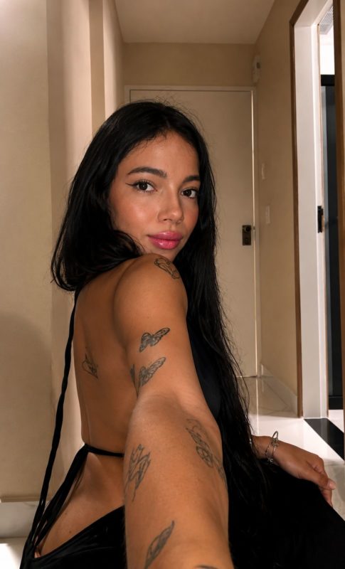 Diana Esteves 23