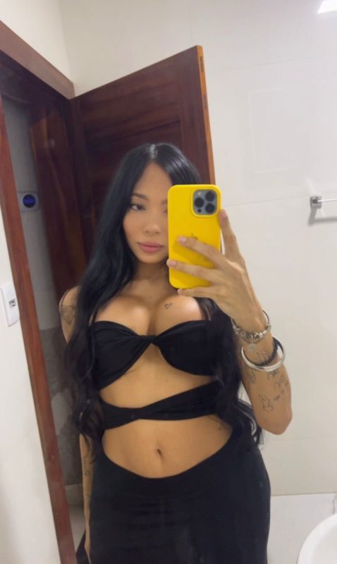 Diana Esteves 26