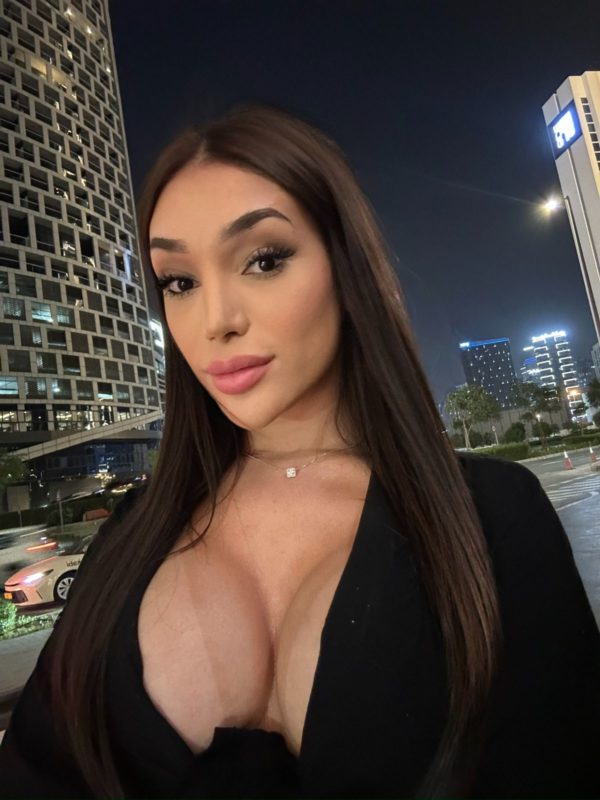 Vitoria Almeida 22