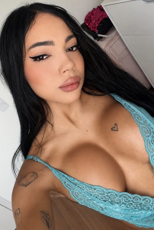 Diana Esteves 22