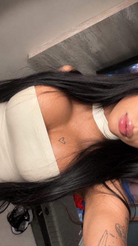 Diana Esteves 28