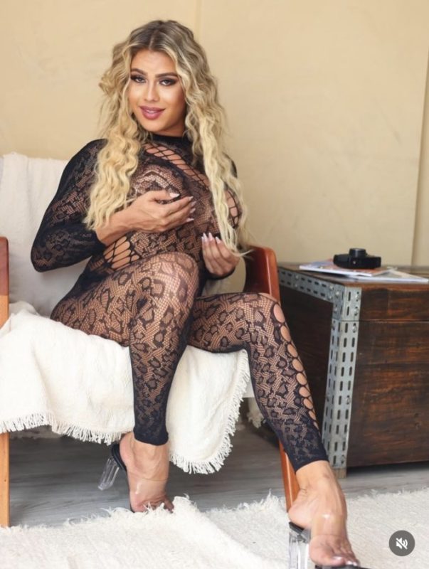 Gabrielly Gouveia 34