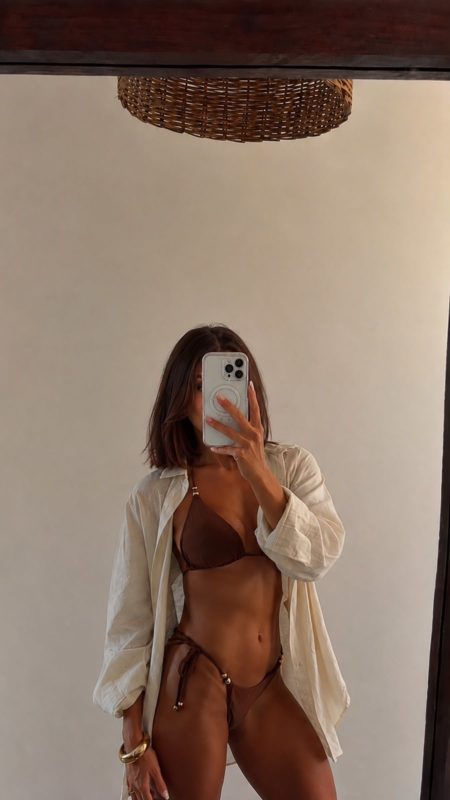 Vitoria Almeida 27