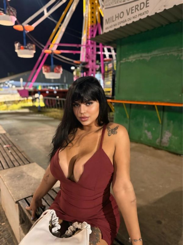 Maria Eduarda 37
