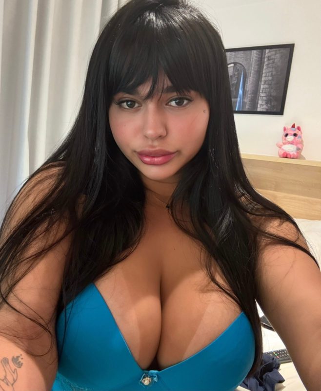 Samanta Helena 45