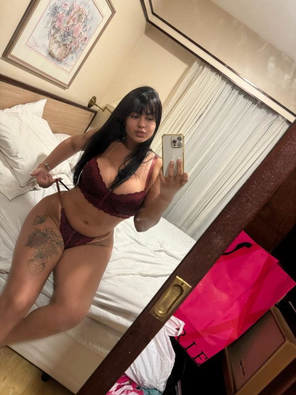 Maria Eduarda 13