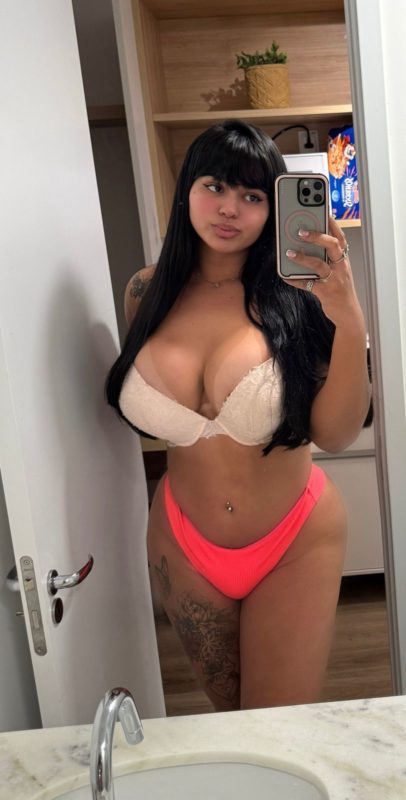Samanta Helena 18