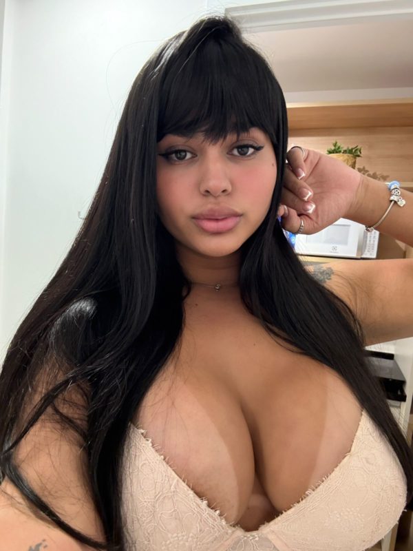 Samanta Helena 19