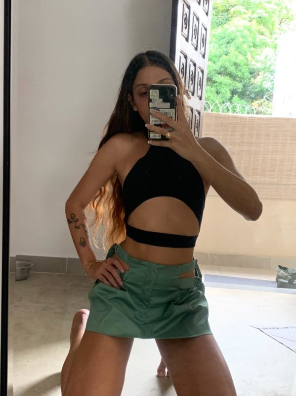 Lola Lins 49