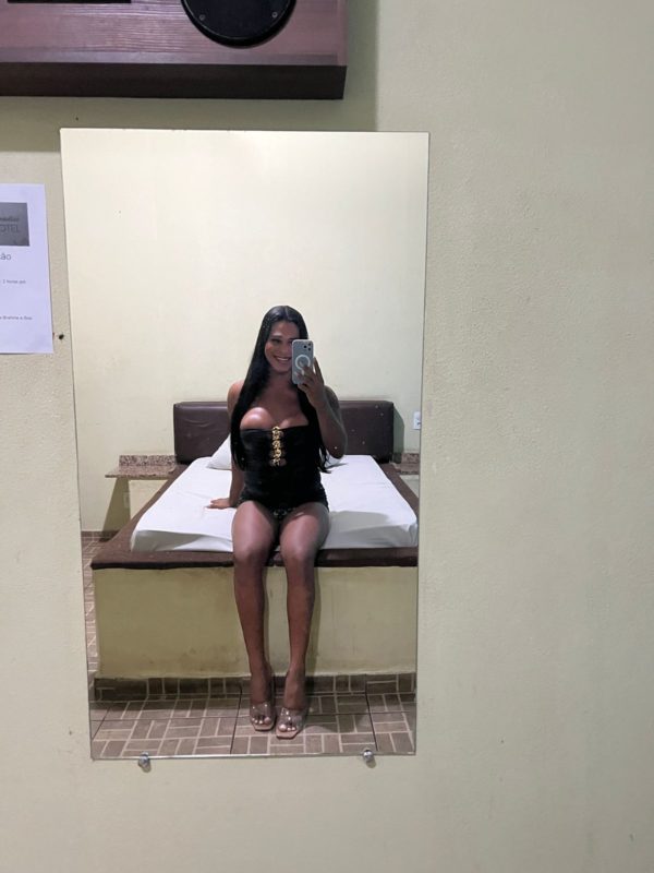 Amanda Guimarães 2