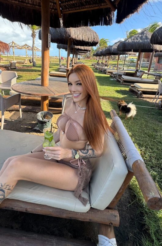 Talia Ninfetinha 23