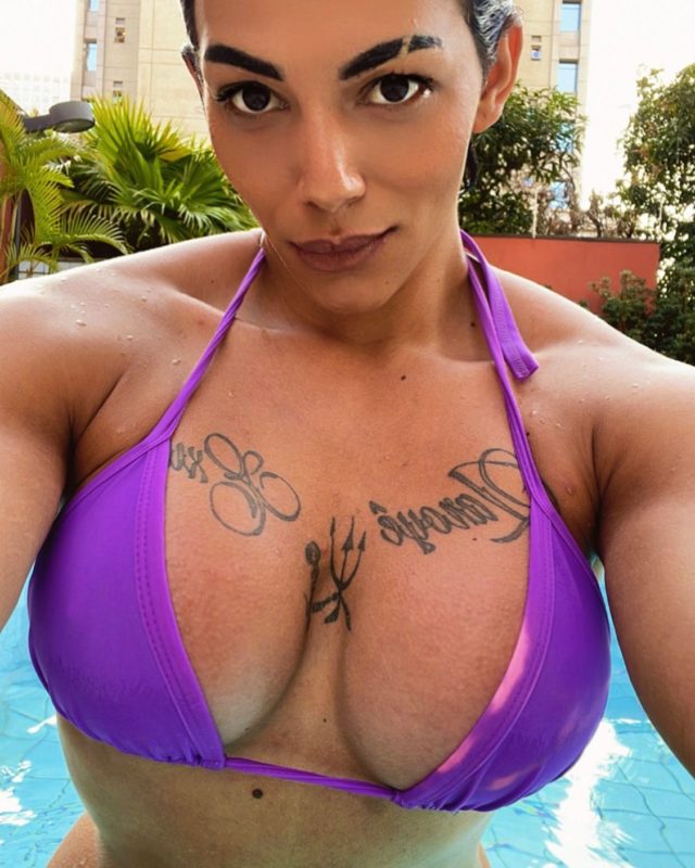 Renata Frazão 17