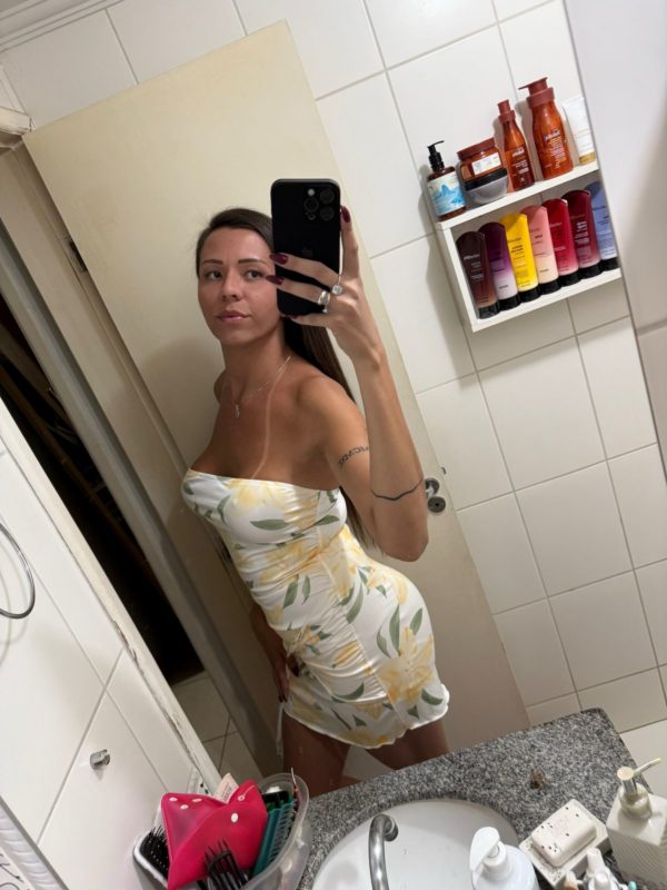 Alice Dias 34